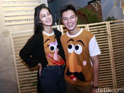 Undangan Udah Jadi! Baim Wong Nikahi Paula Verhoeven 24 November