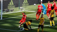 Dylan Bronn membobol gawang Belgia di menit ke-18. Reuters/Kai Pfaffenbach.