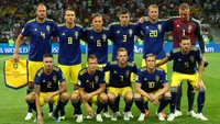 Swedia dimotori Emil Forsberg di lini tengah. Mereka memasang duet Ola Toivonen dan Marcus Berg di lini depan. Foto: Pilar Olivares/Reuters