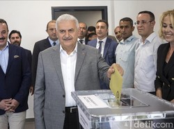 Harapan PM Turki Saat Memilih di Kampung Halaman