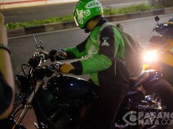 Wah, Ada Ojol Bawa Moge