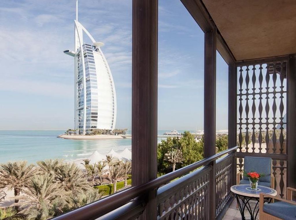 Dubai Gila Estetika, Tak Boleh Ada Jemuran di Balkon