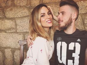 Foto: Gaya Traveling Kekasih David de Gea yang Cantik