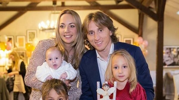 Ini Keseruan Luka Modric Saat Cicip Cake hingga Steak Jepang