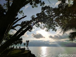 Kabar Bahagia dari Danau Toba