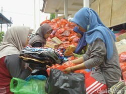 Catat, Jangan Beri Sumbangan untuk Banjir Bandang di Jalan