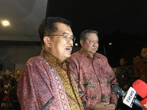 MK Tolak Gugatan yang Ingin JK Maju Lagi Jadi Cawapres MK Tolak Gugatan yang Ingin JK Maju Lagi Jadi Cawapres