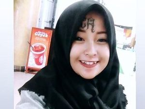 Kisah Hijrah Wanita dengan Tato Neraka di Wajah, Tiba-tiba Dapat Hidayah