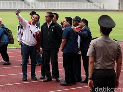 Jokowi Usahakan Kim Jong Un Hadiri Pembukaan Asian Games