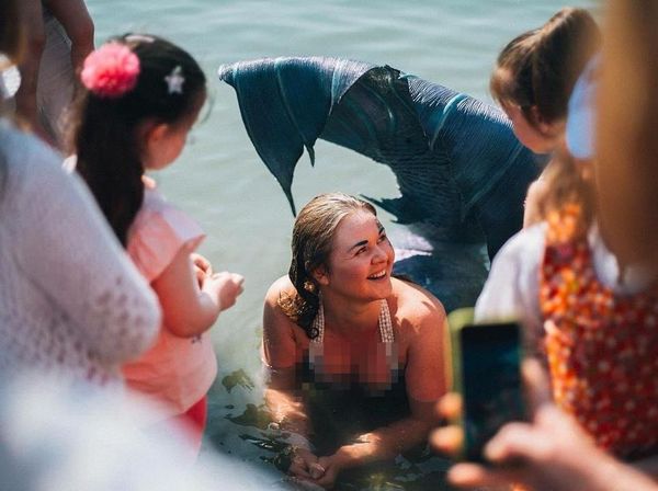 Jumpa Laura Evans! Sang Profesional Mermaid