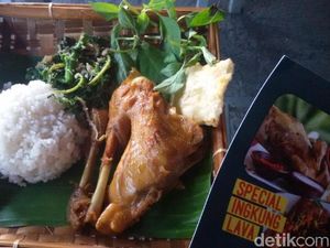 Nikmatnya Ayam Ingkung Lava yang Pedas Gurih di Lereng Merapi