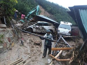 7 Orang Tewas dan 12 Hilang Akibat Banjir Bandang di Vietnam