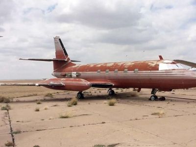 Foto: Jet Usang Elvis Presley yang Dilelang Kembali