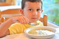 Perhatikan 4 Cara Memasak Ini Agar Nutrisi Makanan Anak Tetap Optimal