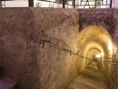 Foto: Terowongan Rahasia Bergaya Vintage di Italia