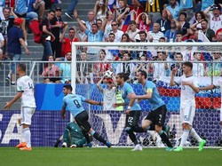Uruguay Ungguli Rusia 2-0 di Babak Pertama