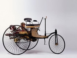 Replika Mobil Pertama di Dunia Dijual