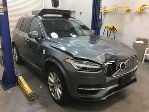 Uber Pecat 100 Operator Mobil Otonom