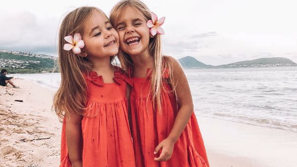 Kekompakan Dua Bocah Ini Bisa Bikin Kita Makin Semangat Lho