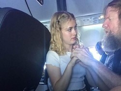 Kisah Mengharukan, Gadis Tolong Traveler Bisu, Buta & Tuli