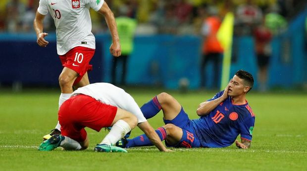 James Rodriguez dinobatkan sebagai man of the match.