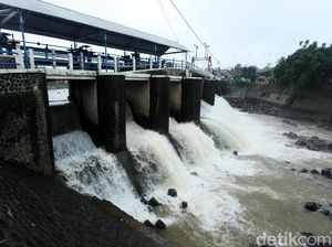 Hujan di Puncak Bogor Reda, Bendung Katulampa Turun Status Jadi Siaga 4 Hujan di Puncak Bogor Reda, Bendung Katulampa Turun Status Jadi Siaga 4