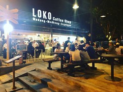 Tunggu Jadwal KA, Penumpang Stasiun Tugu Bisa Ngopi di Kafe Unik Ini