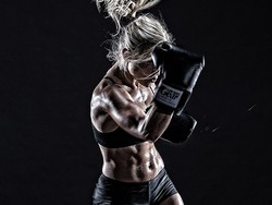 Tips-tips Ampuh Buat Para Cewek yang Ingin Perut Sixpacks (1)