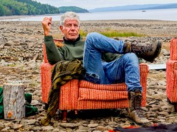 Tidak Ada Upacara Pemakaman Resmi Untuk Anthony Bourdain