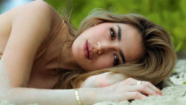 Foto Nyender Jessica Iskandar yang Disebut Mirip Bidadari