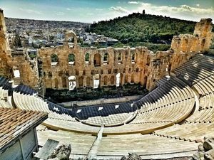 Berkunjung ke Negeri Para Dewa