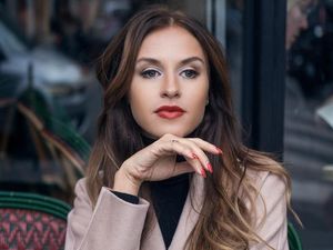 Adu Gaya 4 Istri Cantik Pemain Rusia yang Jadi Suporter di Piala Dunia 2018