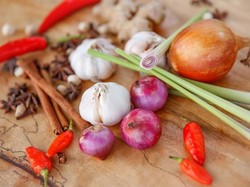 Lebih Praktis dan Hemat Waktu Memasak dengan Tiga Bumbu Dasar Ini