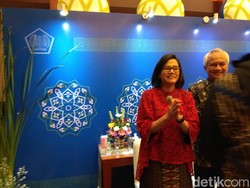 Berkebaya Merah, Sri Mulyani Halalbihalal Bareng Pegawai Kemenkeu