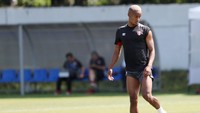 Menurut Kapten Tim Peru, Paolo Guerrero, Peru akan berusaha keras untuk membawa hasil satu kemenangan untuk dijadikan oleh-oleh saat mereka kembali ke Peru. Francois Lenoir/Reuters.