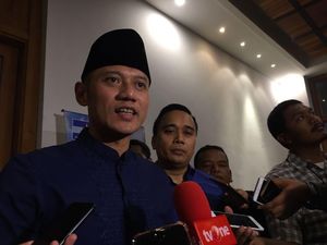 Survei RTK: AHY Kandidat Terkuat Cawapres Jokowi dan Prabowo Survei RTK: AHY Kandidat Terkuat Cawapres Jokowi dan Prabowo
