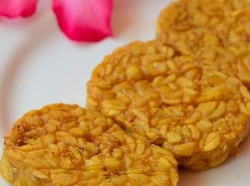 Ini Nih Trik Goreng Tempe Agar Garing dan Renyah
