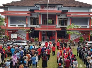 Jelang Coblosan, PDIP Trenggalek Gelar Apel Siaga