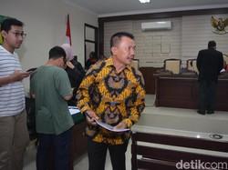 Sidang Perdana, Bupati Jombang Nonaktif Terancam 20 Tahun Bui
