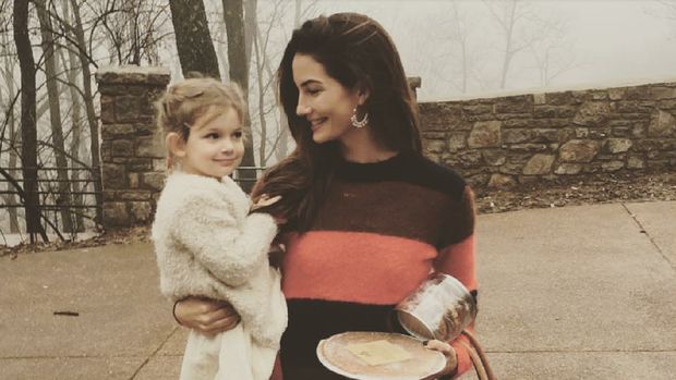 Happy-nya Model Victoria's Secret Lily Aldridge Hamil Anak Kedua