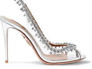 5 Sepatu Kaca yang Bikin Kamu Merasa Seperti Cinderella 5 Sepatu Kaca yang Bikin Kamu Merasa Seperti Cinderella