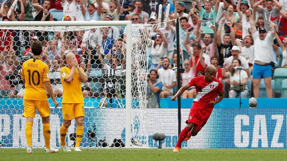 Australia tertinggal 0-1 dari Peru di babak pertama. (Foto: Max Rossi/Reuters)