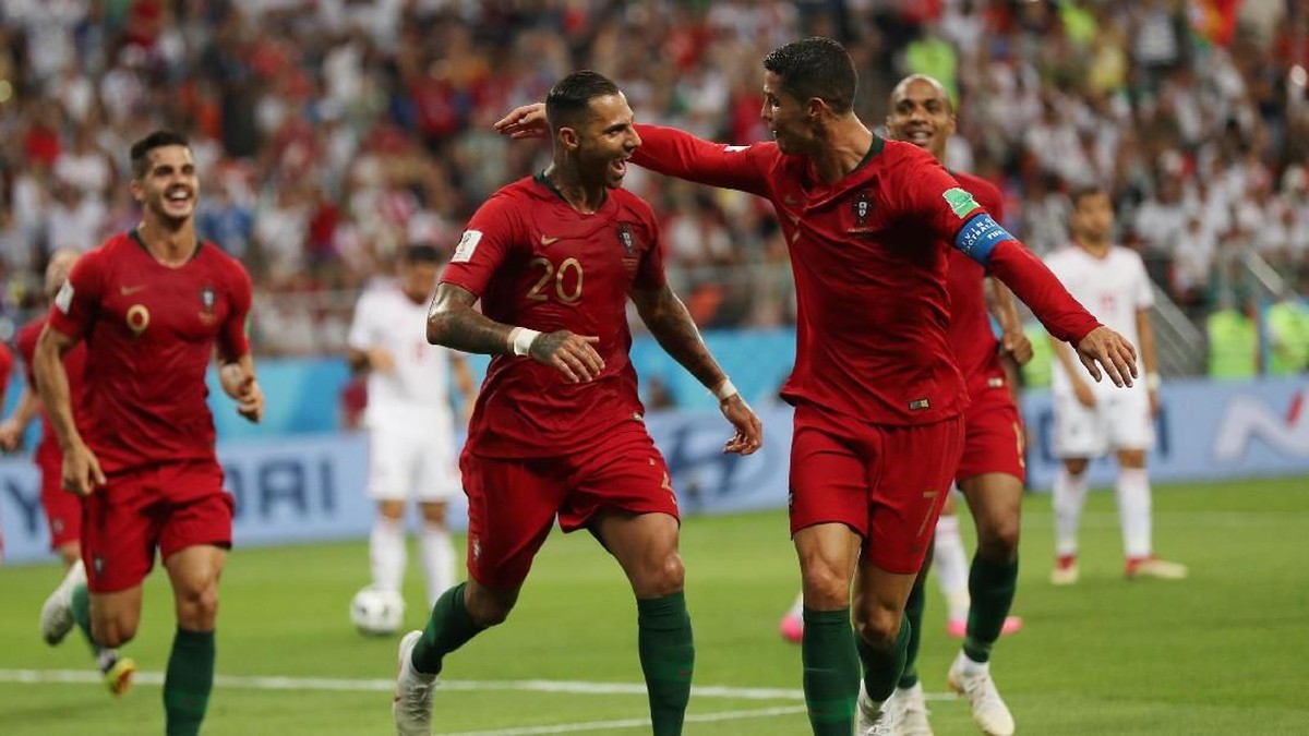 Portugal Unggul atas Iran di Babak Pertama. (Foto: Ricardo Moraes/Reuters)