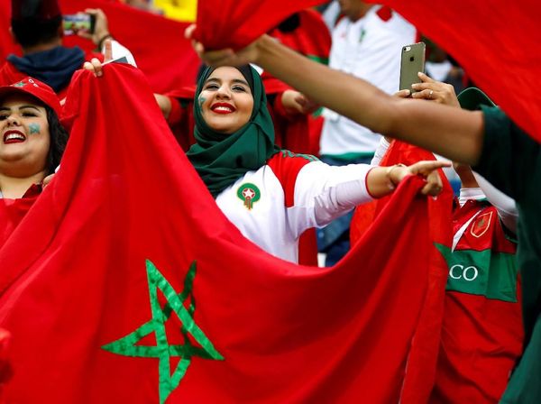 Cantik dan Berhijab, Gaya Suporter Maroko