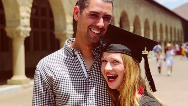 Putri Bill Gates Lulus Kuliah, Rayakan Bareng Pacar Arab