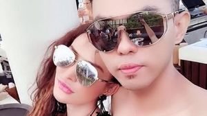 Cynthiara Alona Foto Bareng Pria Muda, Pacar?
