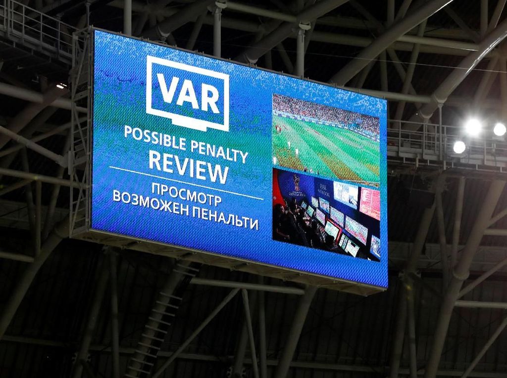Liga Champions dan Liga Europa Akan Pakai VAR Mulai 2019/2020 Liga Champions dan Liga Europa Akan Pakai VAR Mulai 2019/2020