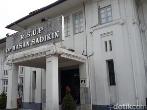 Dokter Positif Corona Meninggal di RSHS Masuk Klaster Seminar Lembang Dokter Positif Corona Meninggal di RSHS Masuk Klaster Seminar Lembang