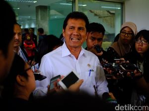 Siap Maju Caketum, Asman Abnur Ingin PAN Cetak Pemimpin Nasional Siap Maju Caketum, Asman Abnur Ingin PAN Cetak Pemimpin Nasional