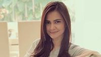 Cut Tari & 5 Artis Wanita yang Menikah Lagi di Usia 40-an